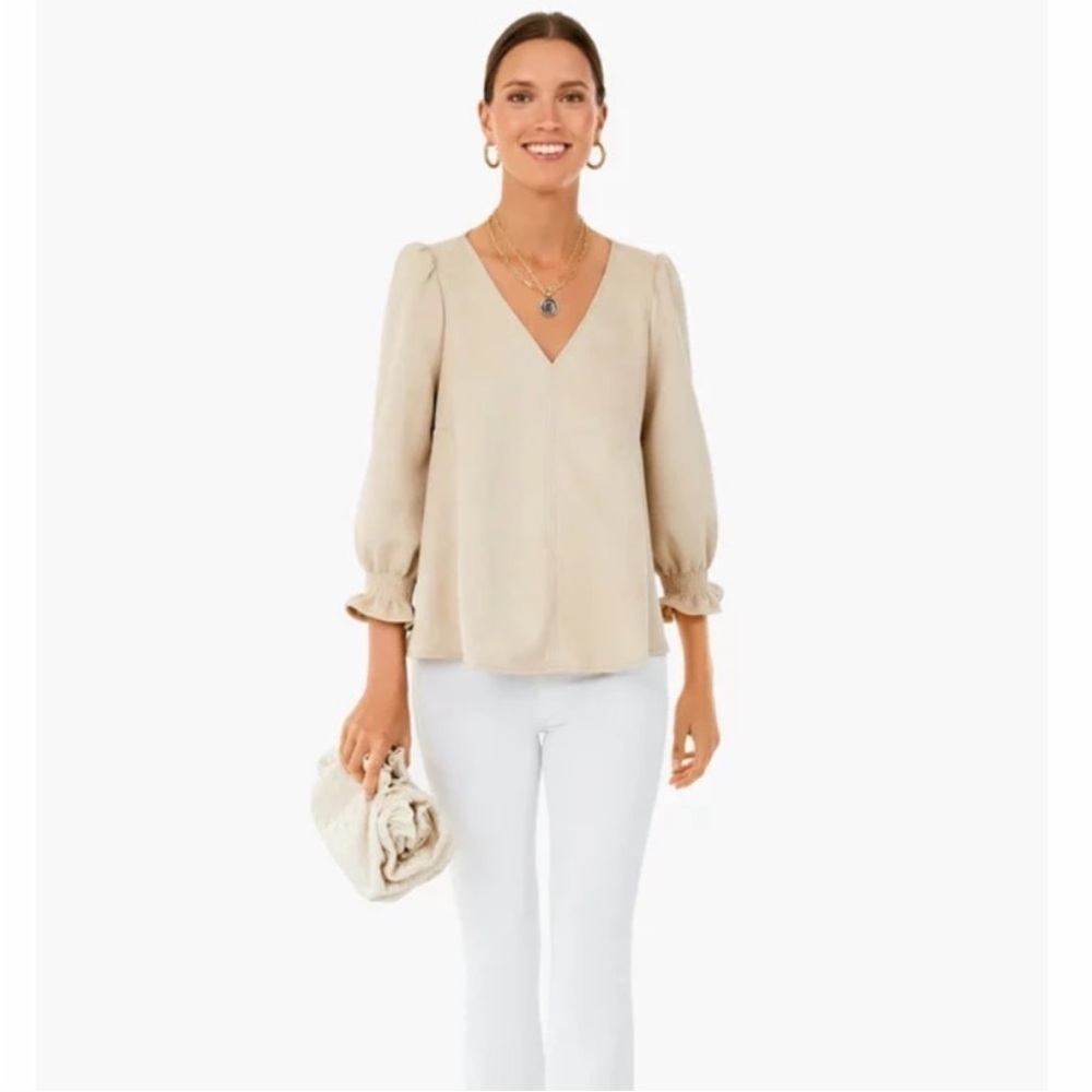 Tuckernuck Easton V-Neck Ruffles 3/4 Sleeve Top Shirt Suede Top Shirt Blouse M - Picture 9 of 15